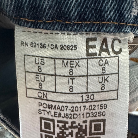 Guess girls 100% cotton Denim Jeans Shorts floral print design size 8 - Picture 12 of 12